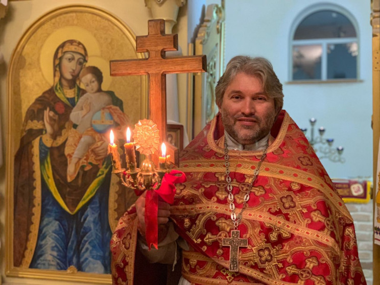Священика, який оскандалися дописом про…
