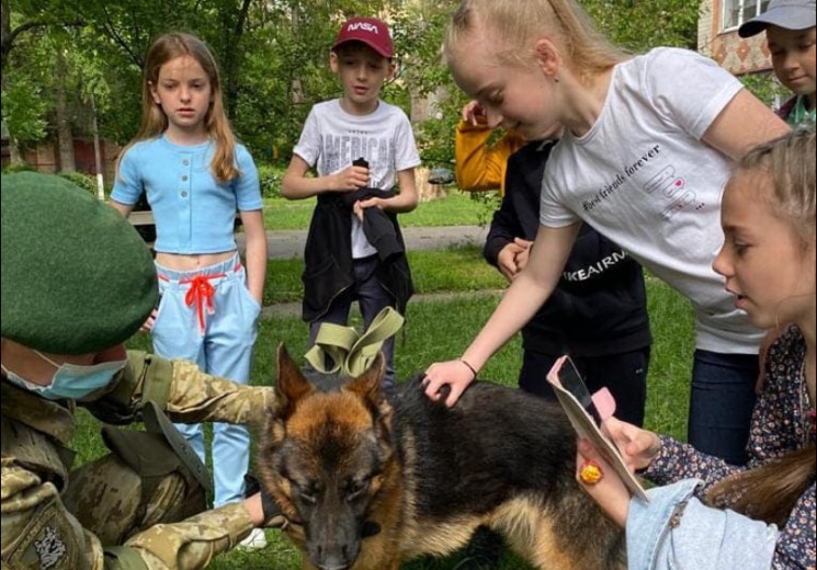 Хмельницьким школярам дозволили відчути…