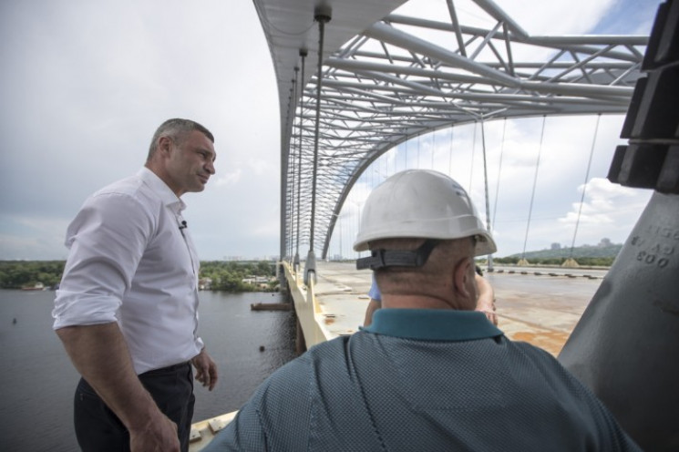 Кличко заявил, что в Киеве начали строит…