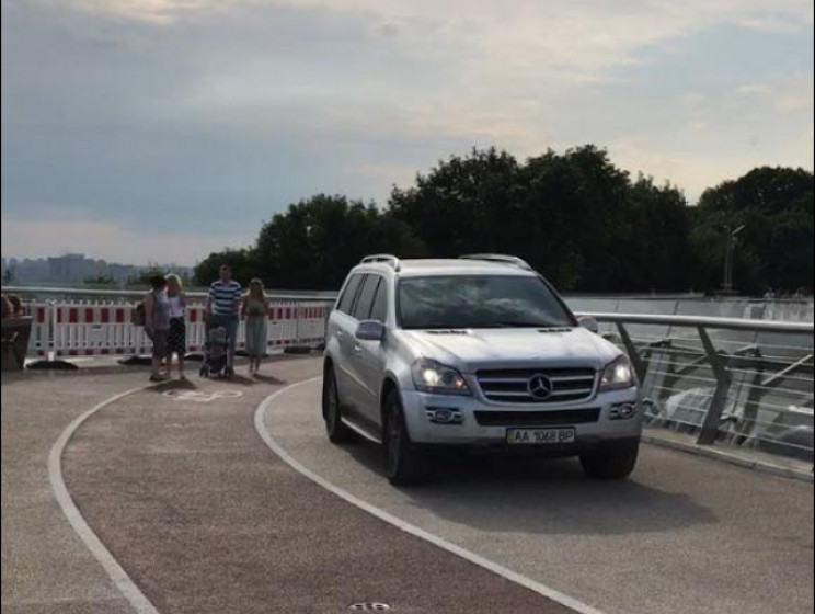 ПДР не для "крутеликів": Що відомо про "…