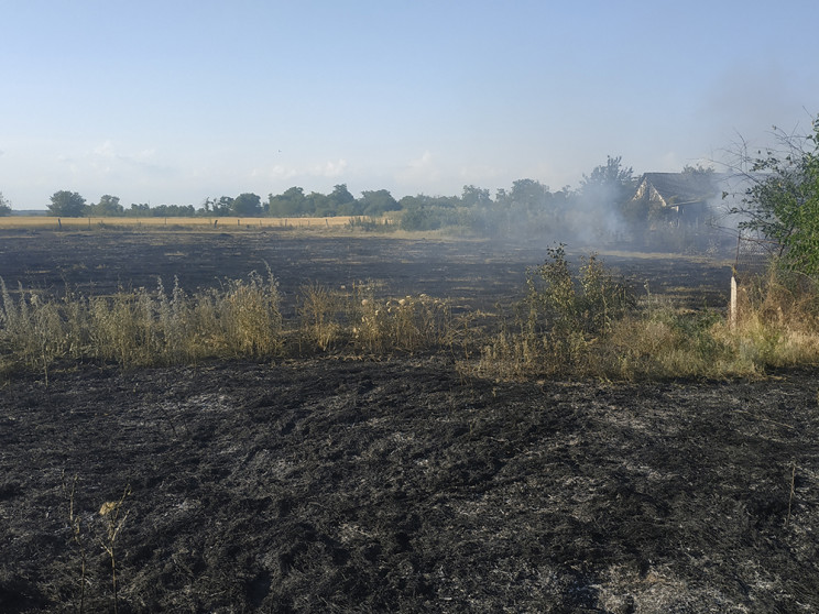 На Миколаївщині спалахнуло ячмінне поле…