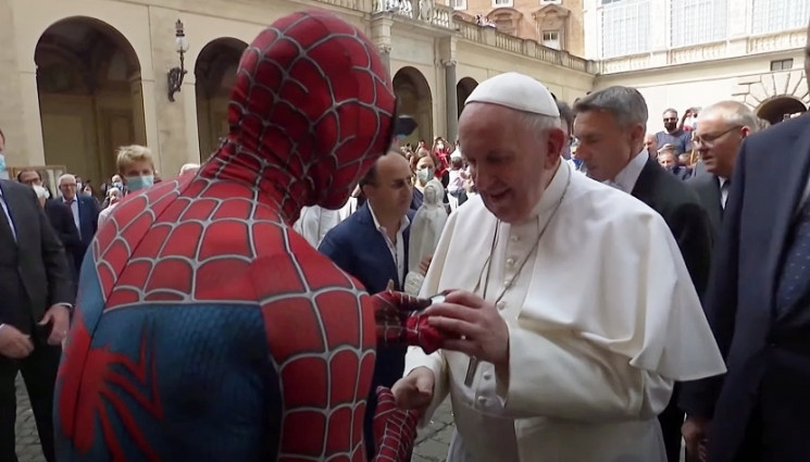 Папа Римський зустрівся у Ватикані з "Лю…