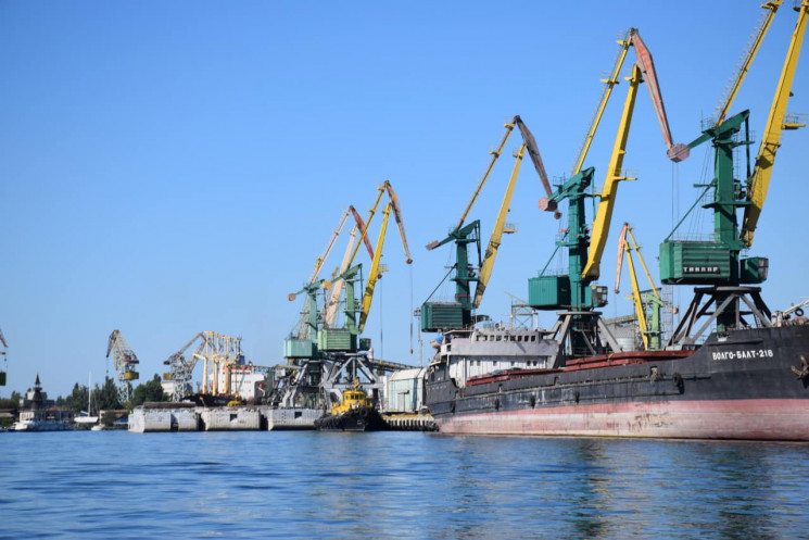 Херсонські прикордонники завернули з Укр…