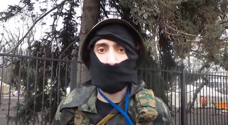 У Києві зламали ніс одіозному антимайдан…