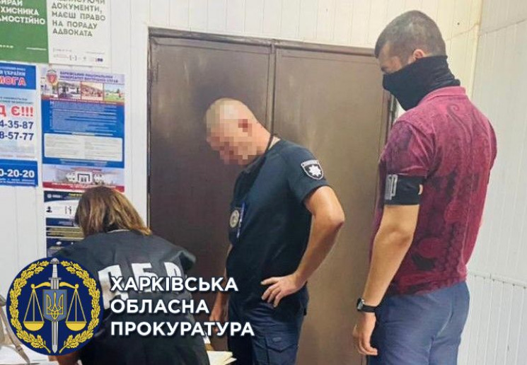 На Харьковщине патрульный требовал взятк…