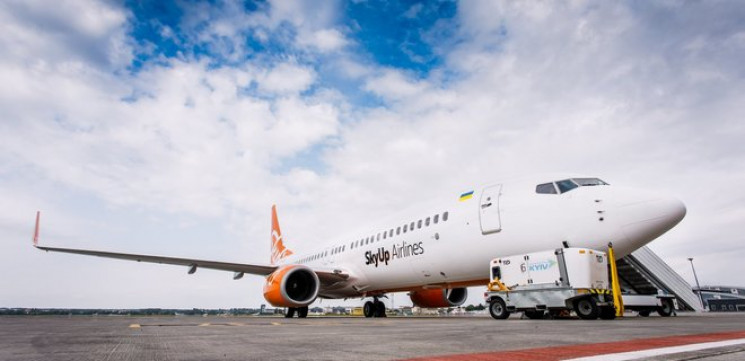 Літак зламався: Харків’яни майже на добу…