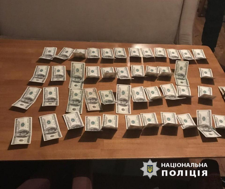 В Одесі на хабарі попався посадовець обл…