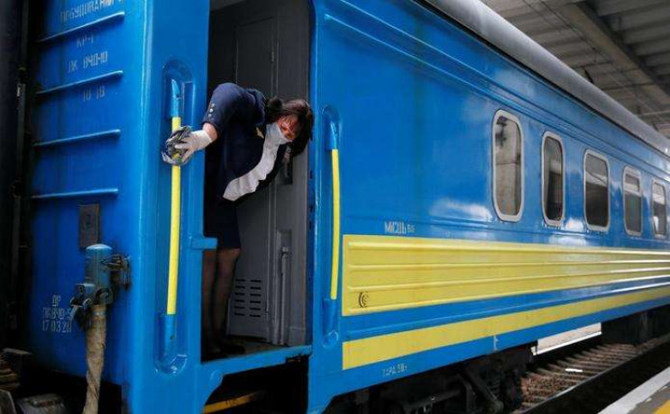 Через Хмельниччину відновили щоденний по…