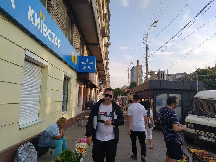 Боротьба з візуальним шумом: Як у Дніпрі…