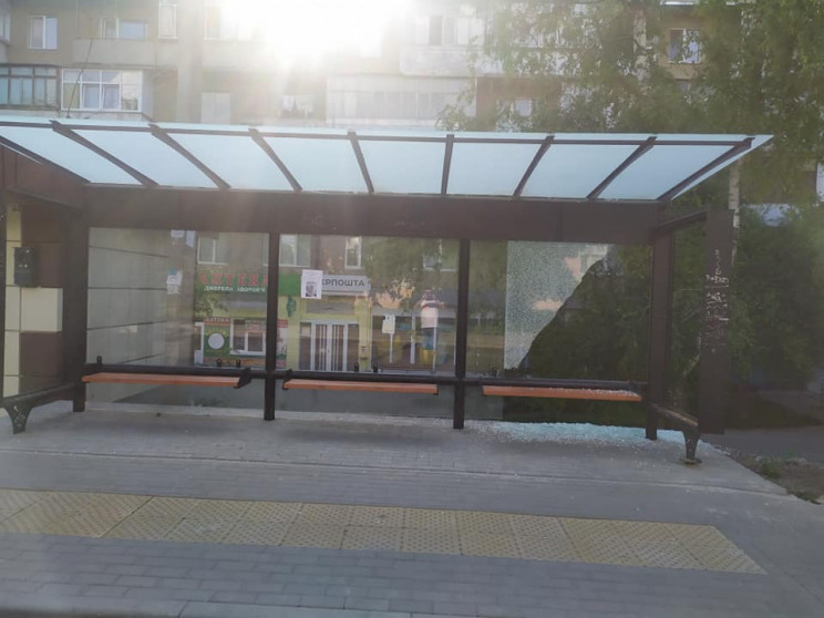 У Хмельницькому на Дубово понівечили нов…