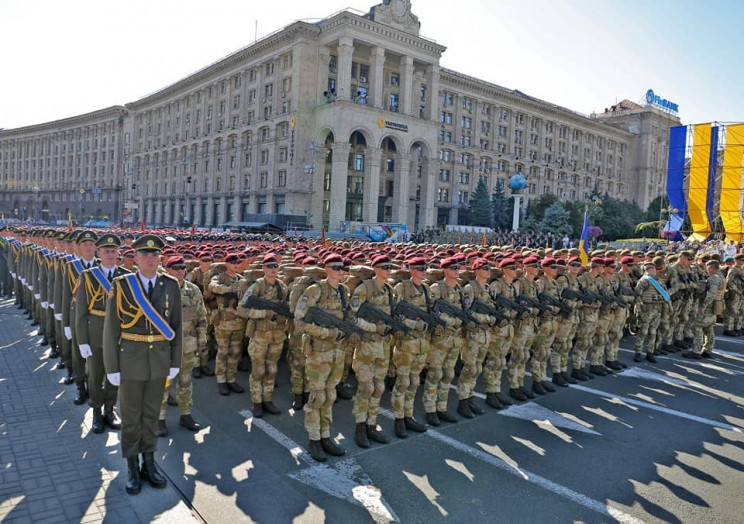 У Києві проведуть три репетиції військов…