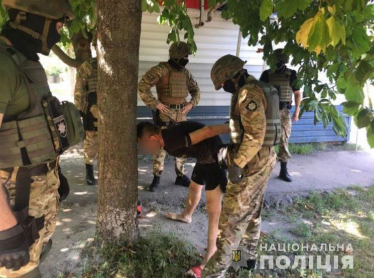 На Полтавщині поліція затримала торговця…