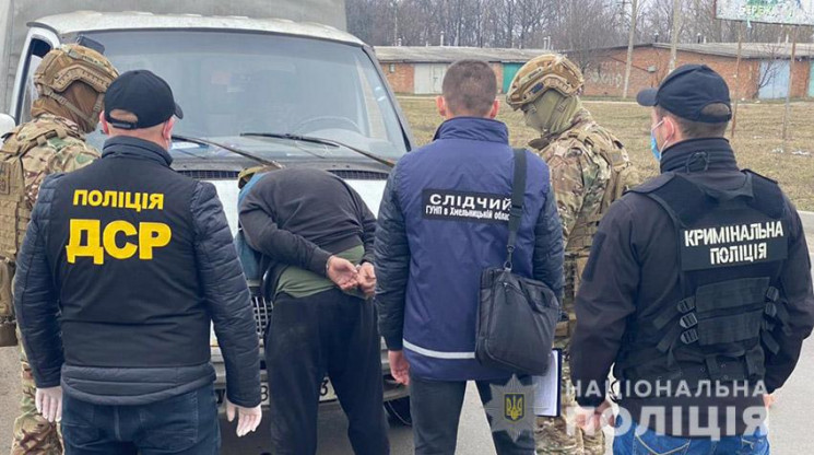 У Хмельницькому судять двійко вимагачів…
