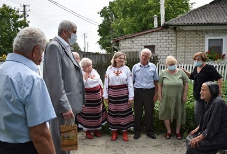 На Хмельниччині довгожителька відсвяткув…