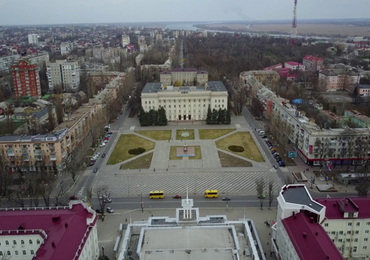 "Біг-Маки" замість бавовни і "замок Каще…