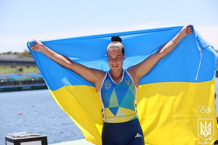 Стало відомо, хто понесе прапор України…