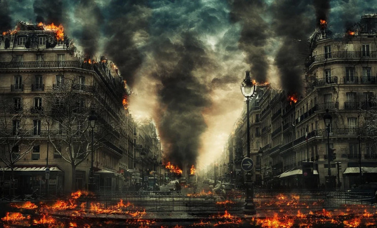 Возле Рима вспыхнул масштабный пожар: Лю…