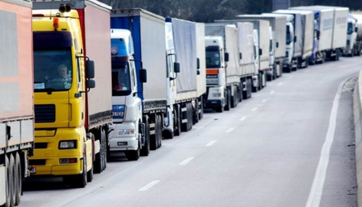 На Львівщині обмежили рух вантажівок…