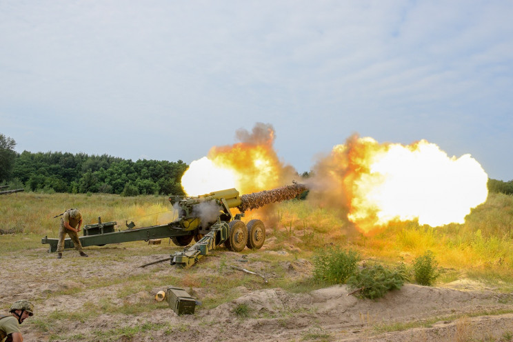 Ситуація у зоні ООС: Від ворожих обстріл…