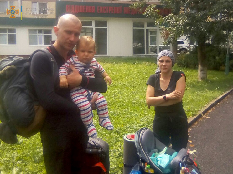 Спасатели нашли семейную пару киевлян с…