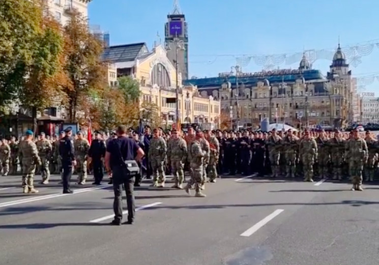 У Києві під час репетиції параду на Хрещ…