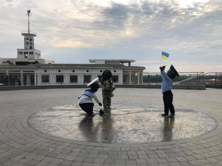 Малюків-засновників Києва на Поштовій пл…