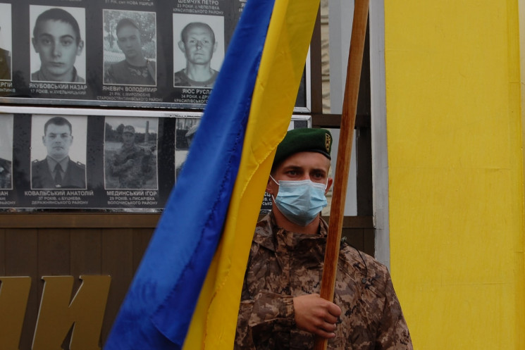 У Хмельницькому вшанували захисників Укр…
