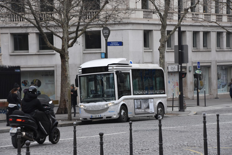 В Париже снизили скорость автомобилей до…