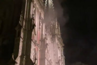 В Киеве горит костел святого Николая (ВИ…