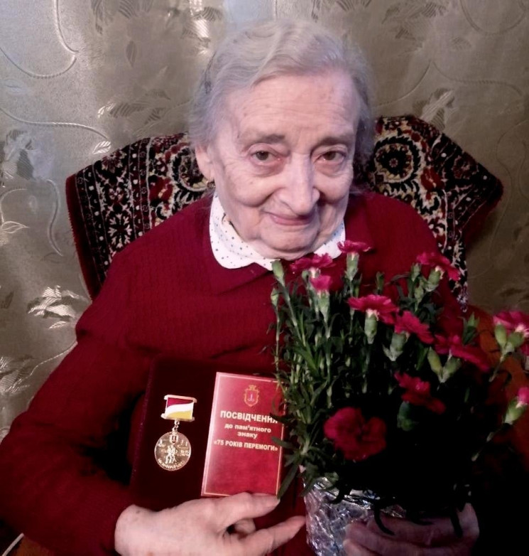 Праведница народов мира из Одессы получи…