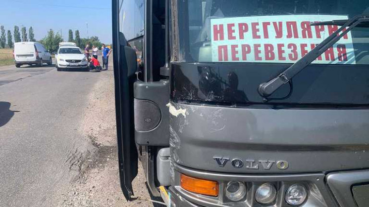 Автобус с украинскими хоккеистами попал…