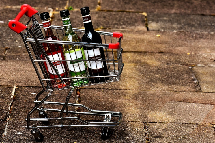 В Україні зростуть ціни на алкоголь: Под…