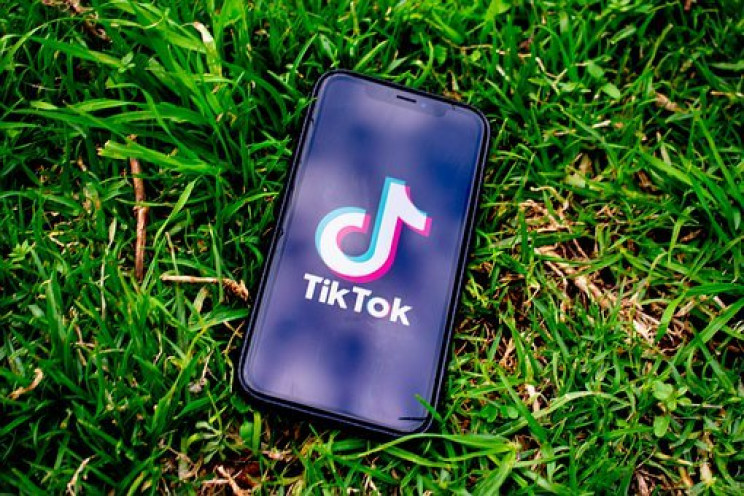 TikTok спровокував хвилю вандалізму в шк…