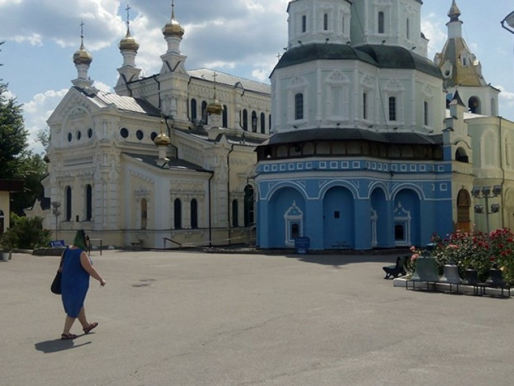 Без дозволу та проектів: Мінкульт вимага…