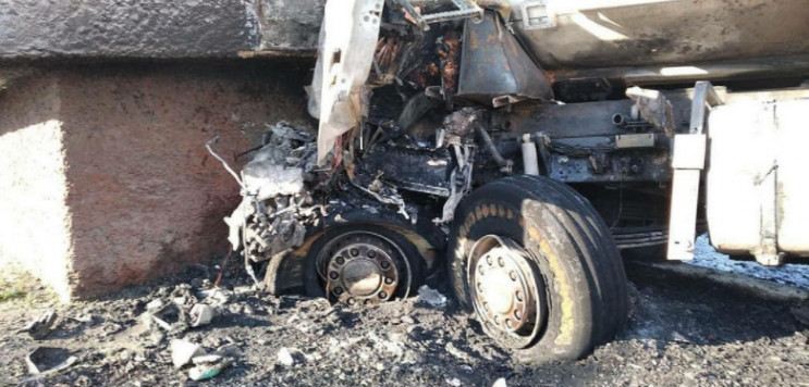 Смертельна аварія в Маріуполі: Вантажівк…