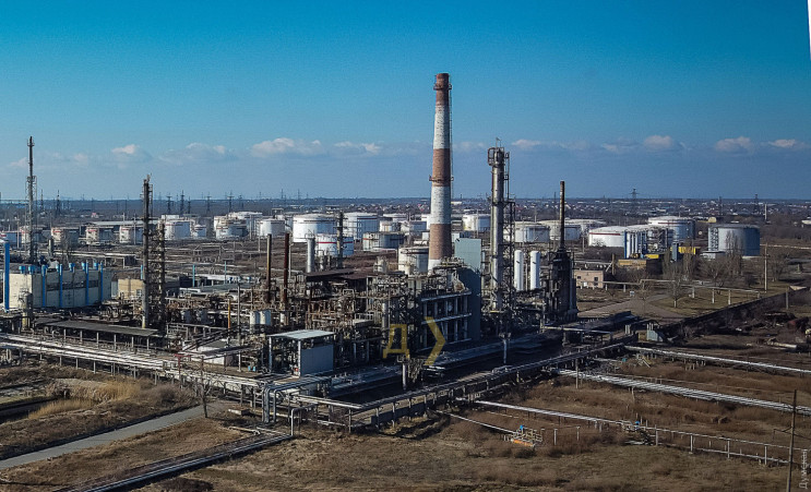 Одеський нафтопереробний завод може вибу…