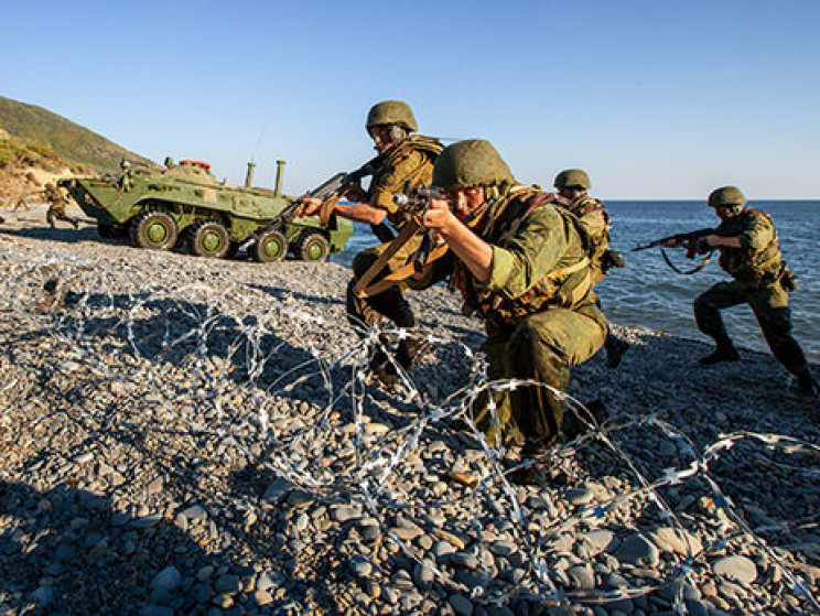 Росія розпочала в Криму масштабні десант…