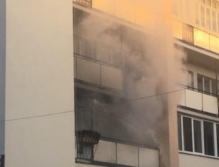 У Тернополі пожежа на балконі ледь не пі…