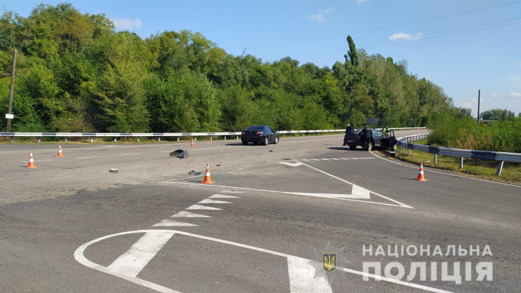 В Херсонской области на трассе столкнули…