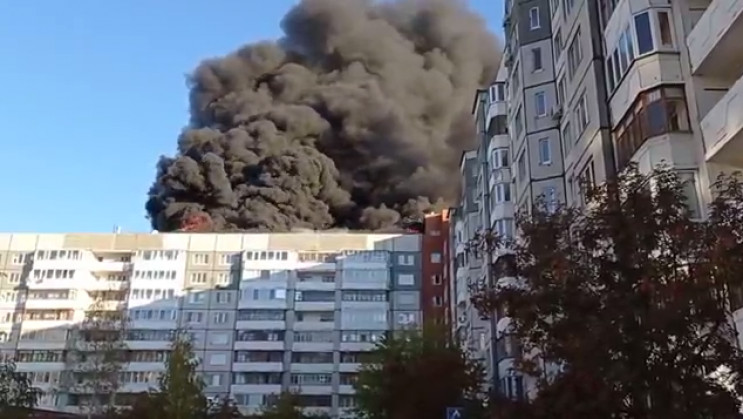 На России горел 9-этажный дом (ВИДЕО)…