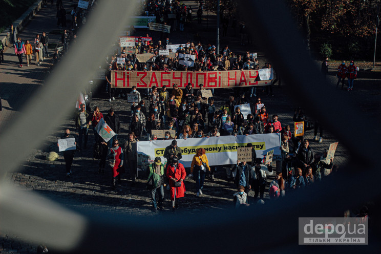 "Тупой креатив убивает город": По центру…