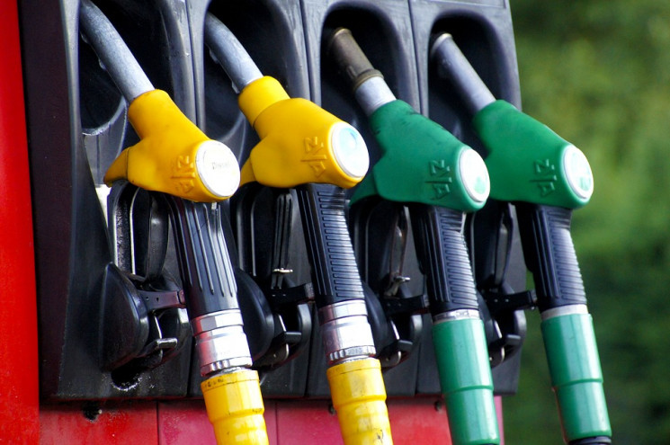 В Україні зросла ціна на бензин та дизпа…