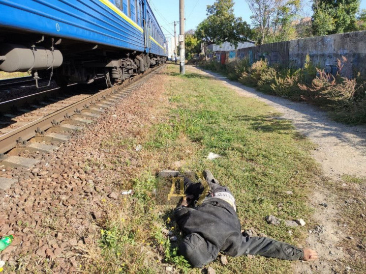 Чоловік загинув під колесами потягу Одес…