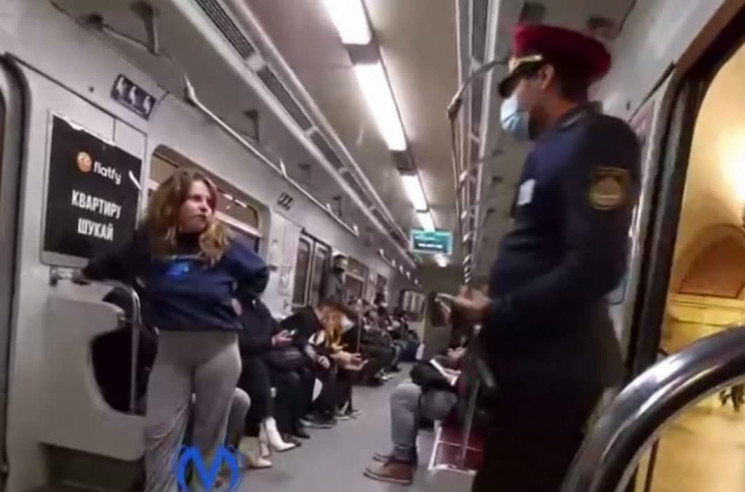 У Києві з вагону метро зі скандалом вигн…