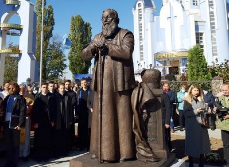 У Вінниці відкрили пам’ятник Патріарху Л…