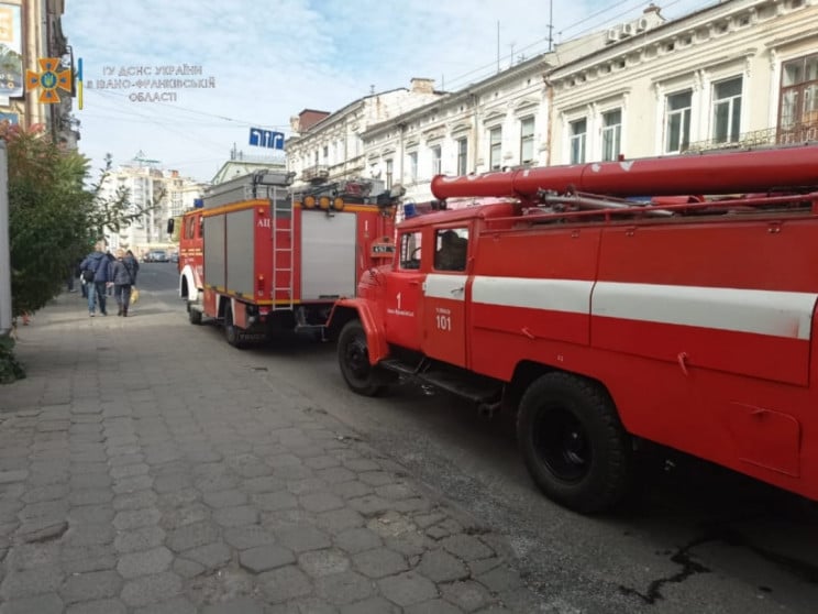Пожежа у центрі міста: В Івано-Франківсь…