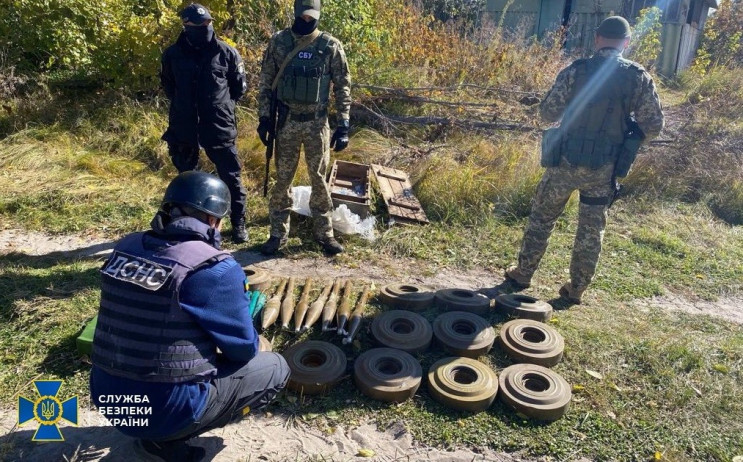 На Луганщині попередили теракт: Вибухівк…