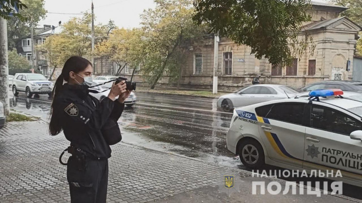 Уроженец Южной Азии напал с ножом на быв…