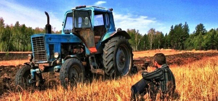 На Львівщині загинув 45-річний тракторис…