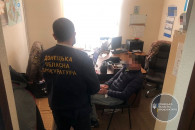 В Донецкой области члена комиссии поймал…